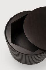 Mesa auxiliar Roller Max de Ethnicraft · Caoba marrón oscuro barnizada · detalle o ambiente