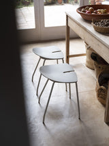 Taburete Ant H47 - Ondarreta — fotografía de ambiente · 2