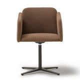 Sillón Urmus base giratoria plana - Blasco&Vila · fotografía del modelo
