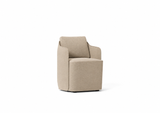 Silla Serene base a suelo LDPE de Joquer. Simulación orientativa del color Crevin Sublim 19 a partir de fotografía de referencia.