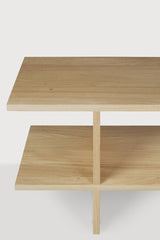Mesa auxiliar Kabuki de Ethnicraft · Roble aceitado · detalle o ambiente