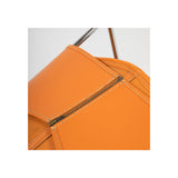 Silla Orma Soft Cuero - Isist, detalle del asiento y la estructura - Isist Atelier