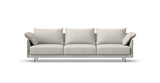 Sofá Senso de Joquer: base suspendida, brazo bajo y asiento con varios cojines. Fotografía oficial de la configuración.