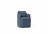 Silla Serene base a suelo LDPE de Joquer. Simulación orientativa del color Crevin Sublim 43 a partir de fotografía de referencia.