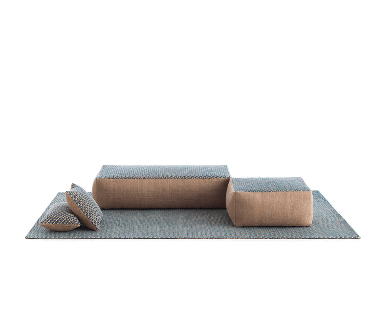 galeahome.myshopify.com Gan Rugs Pouf Pequeño Raw Borja Garcia